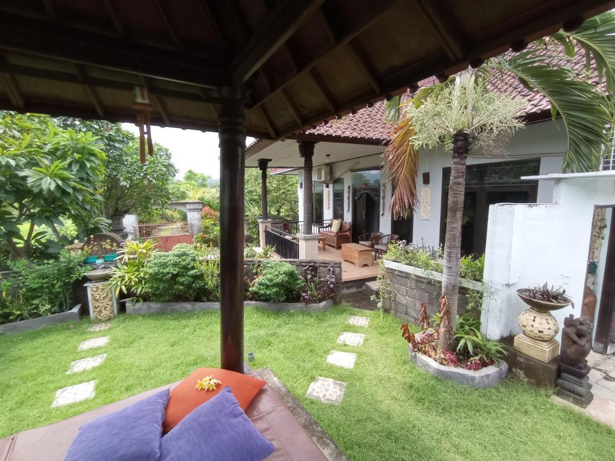 Khrisna Sunrise Homestay Tulamben Exteriör bild