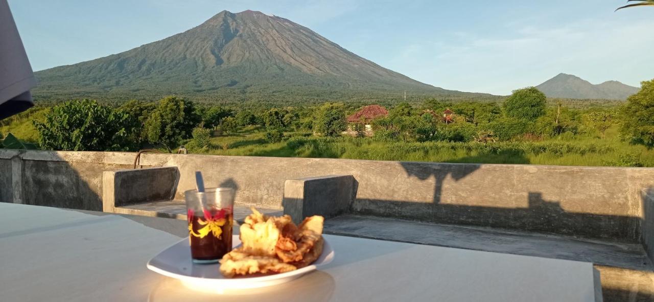 Khrisna Sunrise Homestay Tulamben Exteriör bild