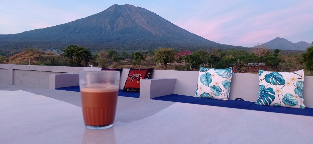 Khrisna Sunrise Homestay Tulamben Exteriör bild