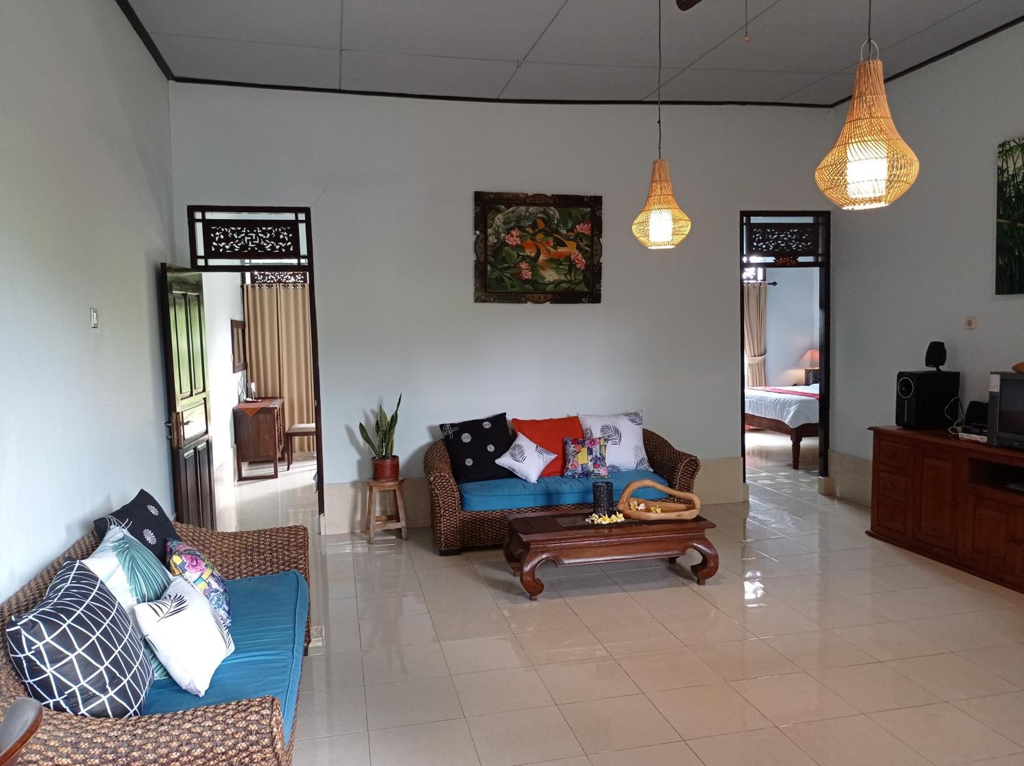 Khrisna Sunrise Homestay Tulamben Rum bild